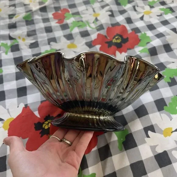 FENTON HEARTS & FLOWERS AMETHYST CARNIVAL GLASS Medallion Fruit Bowl pedestal - Picture 5 of 13